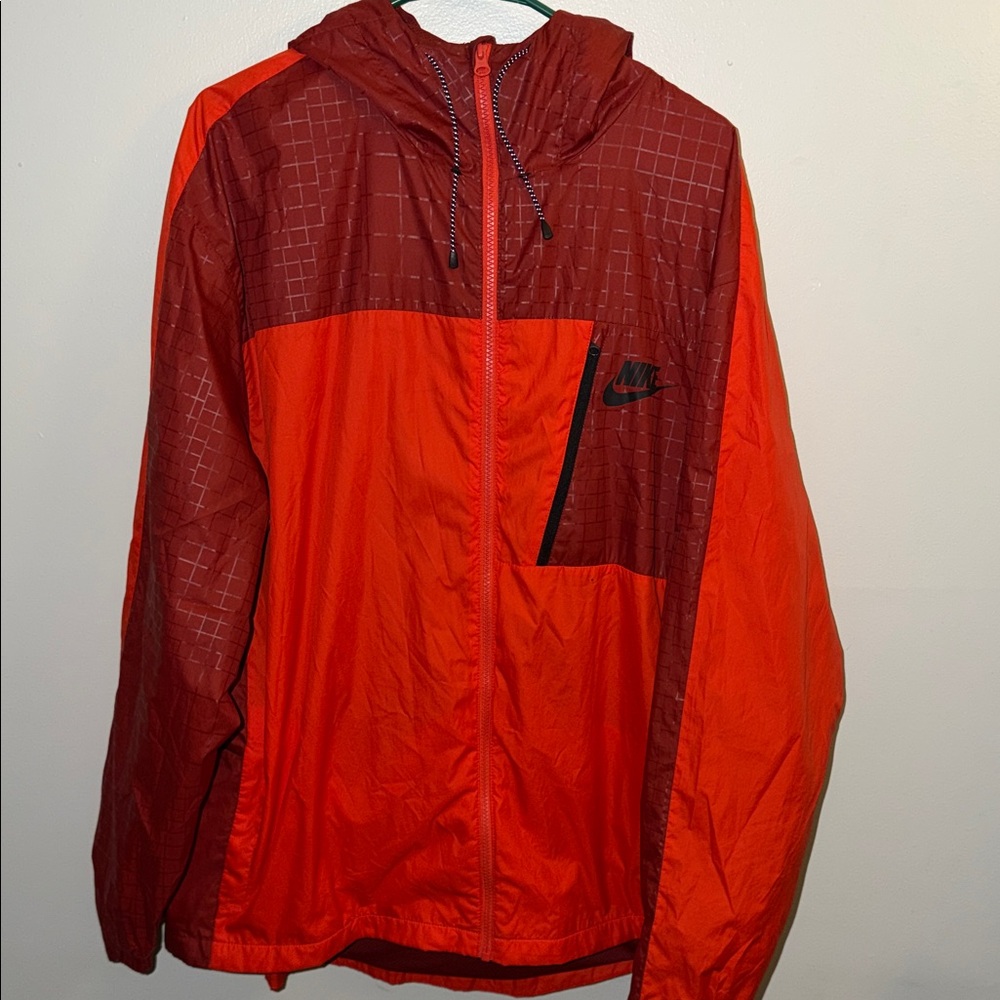Nike Men's 2XL Red and Orange Jacket